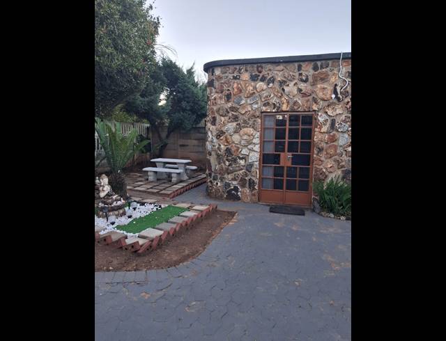 1 bed property to rent in NOORDWYK